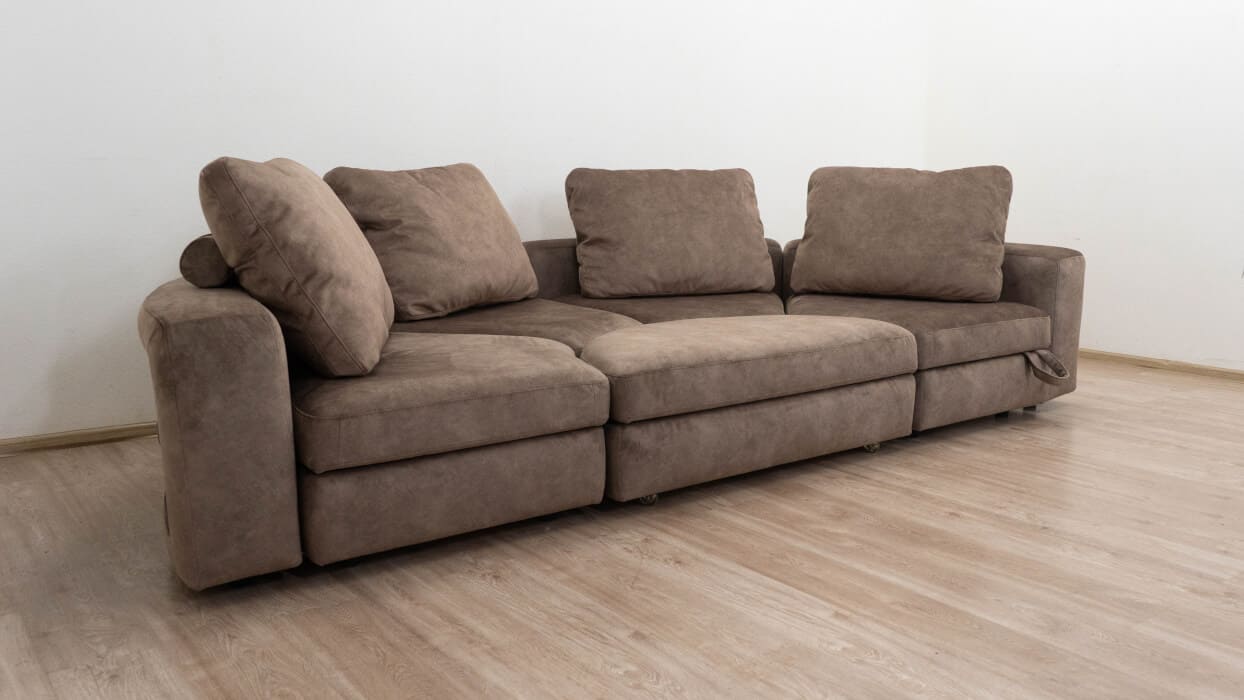 Перетяжка дивана фото